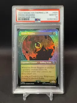🌈 PSA 10 - Frodo Baggins - Showcase FOIL - MTG LOTR #320 - POP 4 - Image 1