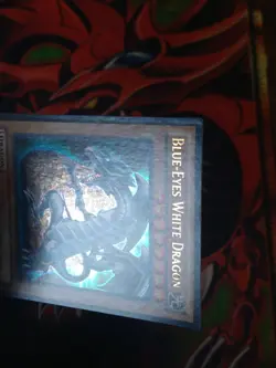 Blue-Eyes White Dragon - SDBE-EN001 - Ultra Rare - Unlimited Yugioh DAMAGED - Image 2
