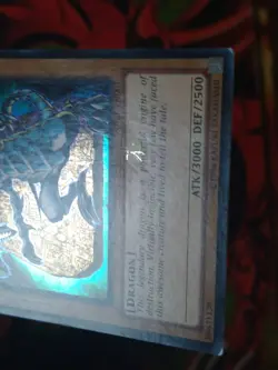 Blue-Eyes White Dragon - SDBE-EN001 - Ultra Rare - Unlimited Yugioh DAMAGED - Image 3
