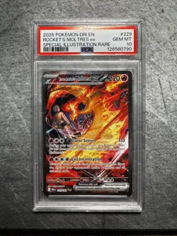 2025 POKEMON DRI SPECIAL ILLUSTRATION RARE #229 TEAM ROCKET'S MOLTRES EX PSA 10 - Image 2