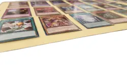 YU-GI-OH ! TRADING CARD LOT #1, 18 ASSORTED TRADING CARDS IN PERFECT CONDITION - Image 4