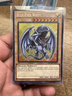 Blue-Eyes White Dragon BLMM-EN001 Secret Rare Chibi Card NearMint +Bonus FREESHP - Image 1