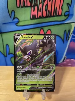 Zarude V 2020 Vivid Voltage 022/185 Holo Foil Rare Full Art Pokemon Card NM - Image 1