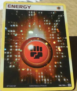 Fighting Energy 106/106 Rare Holo Emerald Set Pokemon LP - Image 5