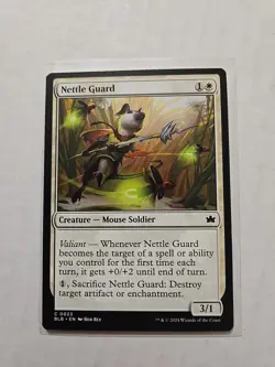 Nettle Guard - Bloomburrow - LP - MTG Magic - Common - Creature - Image 1