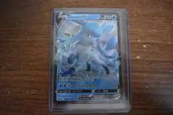 Glaceon V - SWSH196 - Pokemon - SWSH Promo Card - Image 1