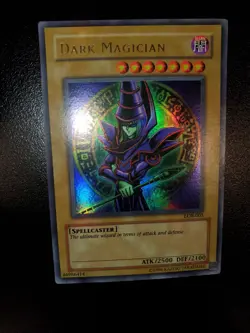 Yugioh 2002 Dark Magician (Holo Bleed🩸) UR OG Print LOB-005 Near Mint - Image 5
