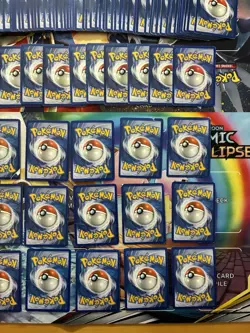 Vintage Pokemon Card Lot Holo Etc MP-Damaged Flareon Machamp Raichu 405+ - Image 5