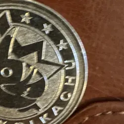 Vintage Pokemon Pikachu Metal Coin #25 2000 Nintendo Wizards TCG - Image 4