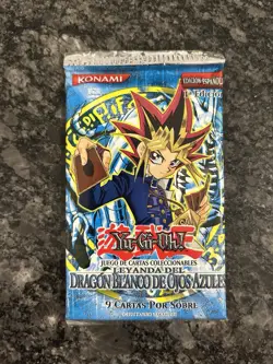 Yugioh Legend of Blue Eyes White Dragon 1st Edition Sealed Booster Pack Spanish - Image 1
