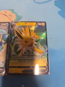 Pokemon Flareon Jolteon Vaporeon v Sword & Shield Promo Holo Card - Image 5