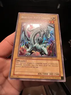 Blue-Eyes White Dragon BPT-003 2002 Collectors Tin - Light To Moderate Play - Image 2