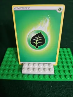 Pokemon TCG Champion's Path Grass Green Energy Card 2020 - Image 1
