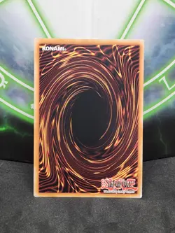 Yugioh Blue-Eyes White Dragon MVP1-ENGV4 Gold Secret Rare 1st Edition NM - Image 2