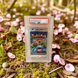 1999 Pokemon Base Set Unlimited-Venusaur Black Triangle Error PSA 7 - Image 1