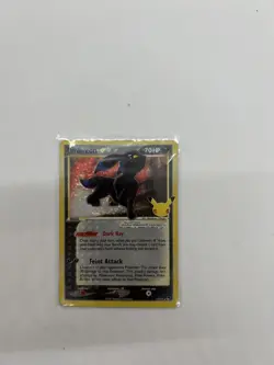 Pokemon TCG Umbreon Gold Star 17/17 Celebrations Classic Collection Holo - Image 1
