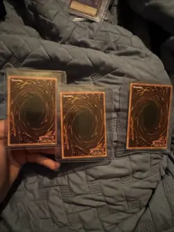 Yu-Gi-Oh! Mulcharmy Fuwalos RA04-EN050 Ultra Rare Near Mint 1st Ed x3 Playset - Image 3