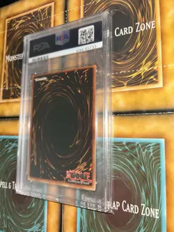 Yu-Gi-Oh! TCG Blue-Eyes White Dragon SDK-001 MISPRINT Faded Error - PSA 7 - Image 5