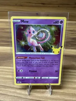 💥 Mew # 011/025 Holo Rare 2021 Pokemon Card Celebrations 25th Anniversary - Image 1