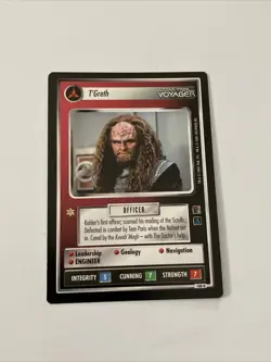 Star Trek CCG Personnel Klingon T’Greth Common Black Boarder Card Voyager - Image 1