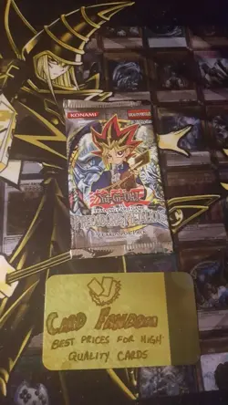 YuGiOh! Metal Raiders 1st Edition Booster Pack Portuguese - New and Very Rare - Image 2