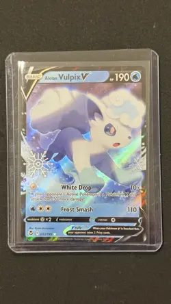 ALOLAN VULPIX V SNOWFLAKE STAMPED 33/195 SILVER TEMPEST HOLO POKEMON NM - Image 1
