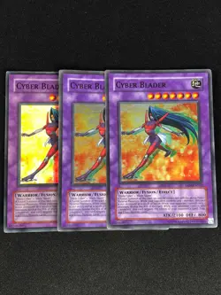 YUGIOH CYBER BLADER EEN-EN032 SUPER HP/CREASES X3 - Image 1