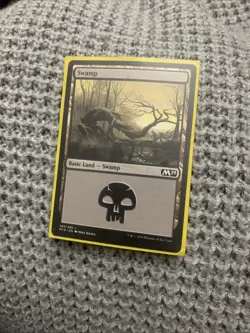 Swamp (104) Jumpstart 2022 Regular Standard 2018 MTG - Image 1
