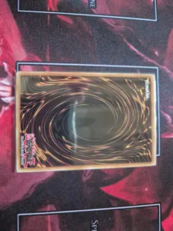 Yu-Gi-Oh! - Blue Eyes White Dragon - Ghost Rare - GLD5-EN001 - Image 5