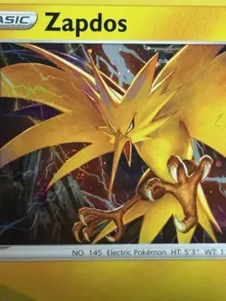 Cosmos Holo Swirl Zapdos 048/185 Vivid Voltage Pokemon TCG NM - Image 3