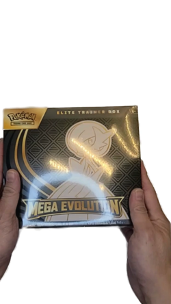 Pokemon TCG: Mega Evolutions Gardevoir Elite Trainer Box - Image 2