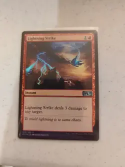 MTG Lightning Strike Core Set 2019 152/280 Foil Uncommon - Image 1