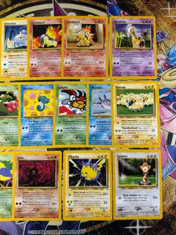 Pokemon Neo Genesis 41/41 Common Set, 33/35 Uncommon Set Unlimited NM - Image 3