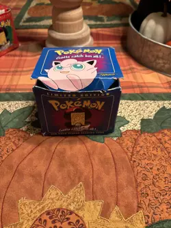 23k Gold Plated Jigglypuff trading card in original box from 1999 - Image 1