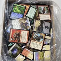 Unsorted Magic: The Gathering TCG and CCG Trading Cards (2000 Plus Cards) - Image 2