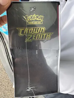 Pokemon TCG - Crown Zenith Elite Trainer Box New/Factory Sealed 820650851476 - Image 4