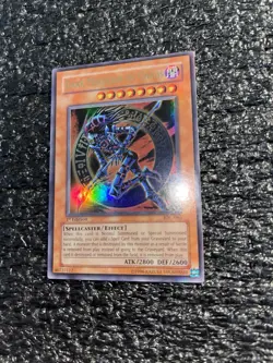 Yugioh! Dark Magician of Chaos IOC-065 Ultra Rare 1st Edition Light Play - Image 4