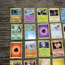 60 Card Pokemon Vintage Bulk Lot - Image 2