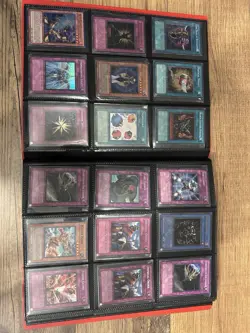 Yu-Gi-Oh binder lot 218 holos - Image 4