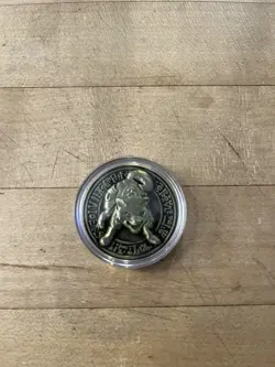 Yugioh - Brand New Ryko Lightsworn Hunter YCS Pre-registration Gold Coin. - Image 1