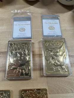 LOT OF 7 BURGER KING GOLD PLATED POKEMON TRADING CARDS & 6 POKEBALLS CHARIZARD - Image 3