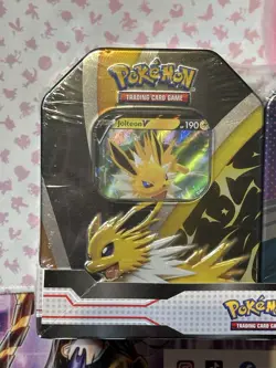 Pokemon TCG V Heroes Bundle Tins: 2-Pack of Jolteon & Espeon Brand New! 820650855658 - Image 3