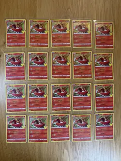 HO-OH 001/025 2021 Pokemon 25th Aniv Celebrations LOT OF 20 CARDS - Image 1