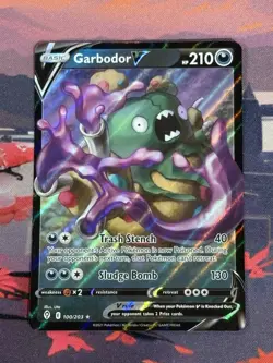 Garbodor V 100/203 Evolving Skies Pokemon (NM-MT) - Image 1