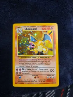 Pokemon TCG Charizard 4/102 Base Set Holo Rare - Image 1