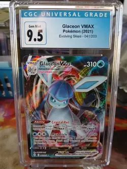 Glaceon Vmax Full Art 41/203 Pokemon Evolving Skies CGC 9.5 Gem Mint - Image 1