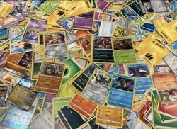2.5LB Lot of Mixed Pokemon Cards TCG CCG Incl Holo & Vintage in SV Tin - Image 5