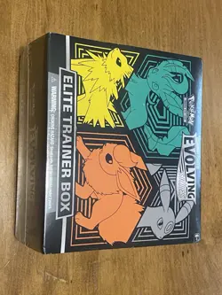 Pokemon Evolving Skies w/ Umbreon Pic ETB Elite Trainer Box New/Sealed - Image 2