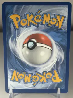 Pokemon Mew v 2021 SWSH Fusion Strike Alt Full Art Ultra Rare Card #251/264 - Image 3