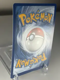 Pokemon Mew v 2021 SWSH Fusion Strike Alt Full Art Ultra Rare Card #251/264 - Image 4